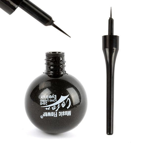 Smooth Liquid Eye Liner